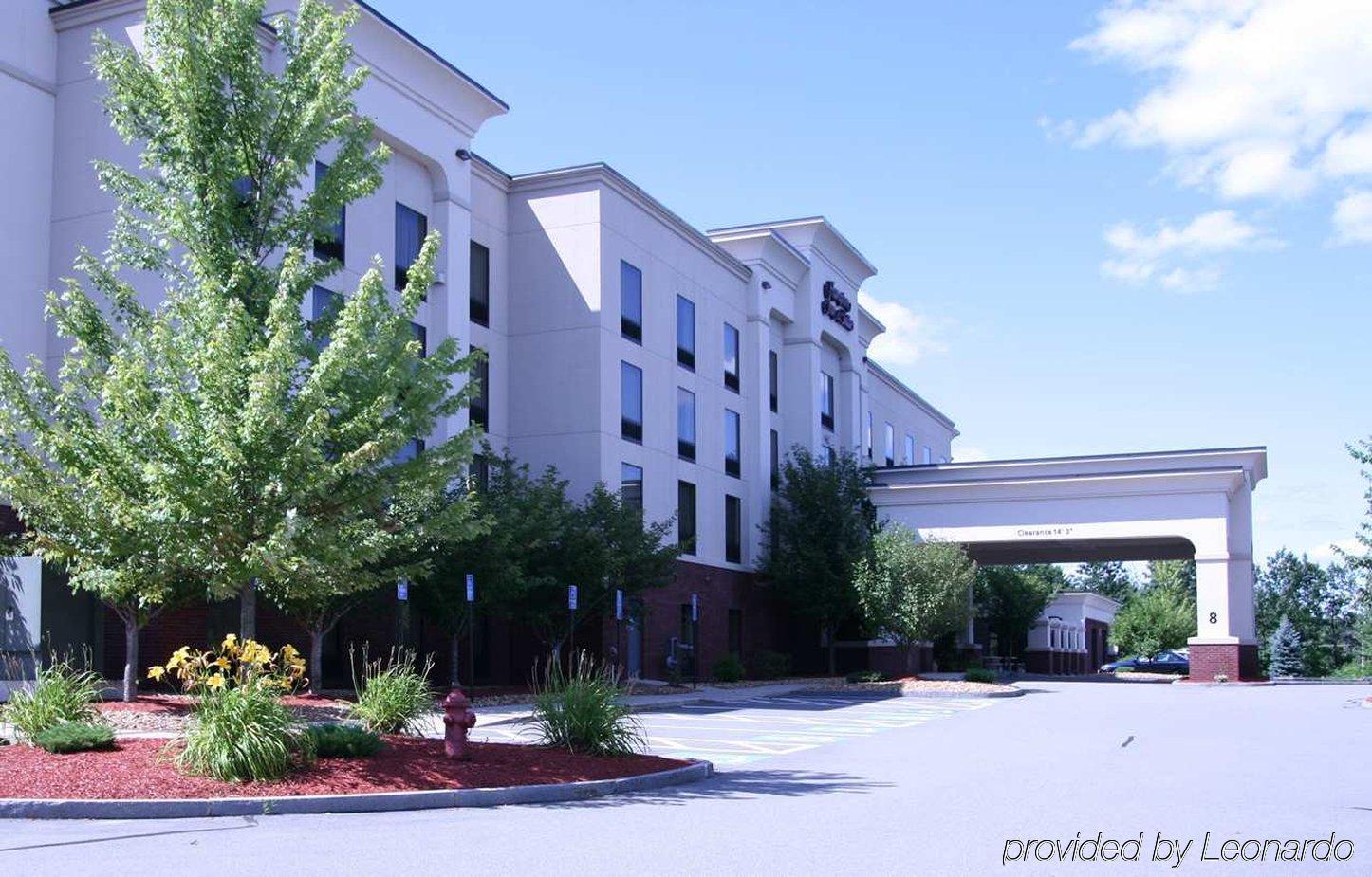 Hampton Inn & Suites By Hilton Manchester Bedford Zewnętrze zdjęcie