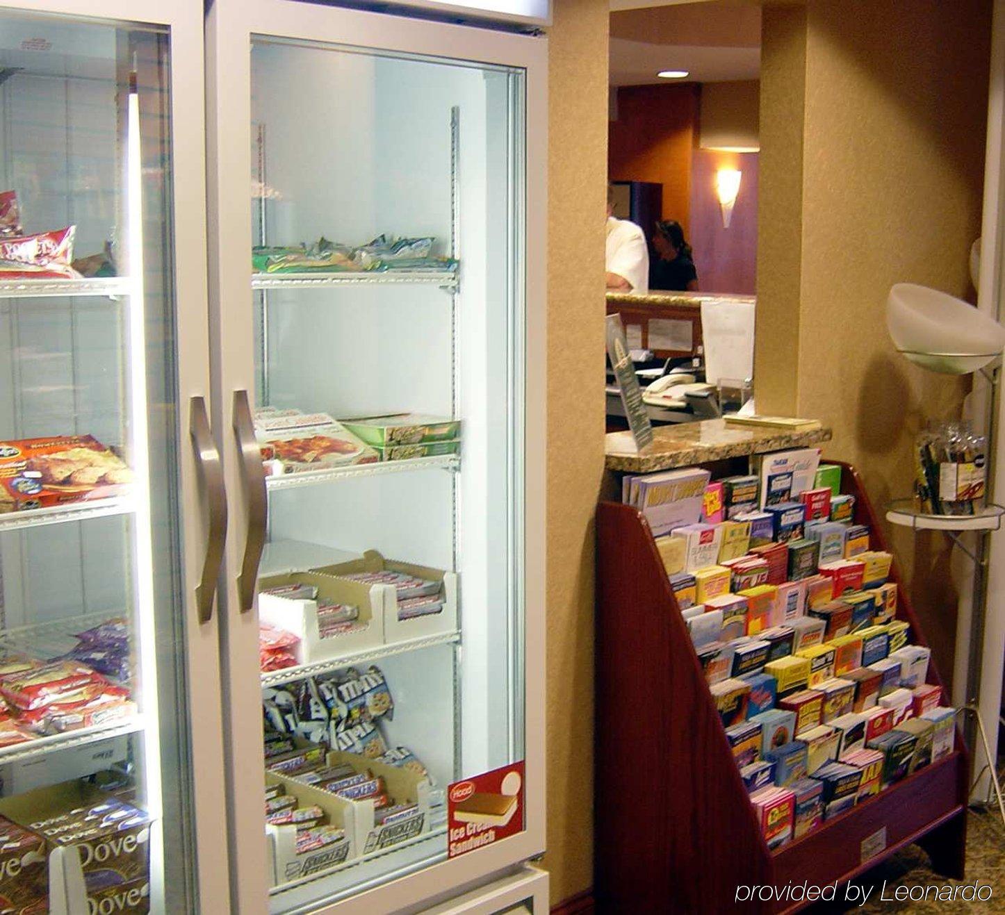 Hampton Inn & Suites By Hilton Manchester Bedford Udogodnienia zdjęcie